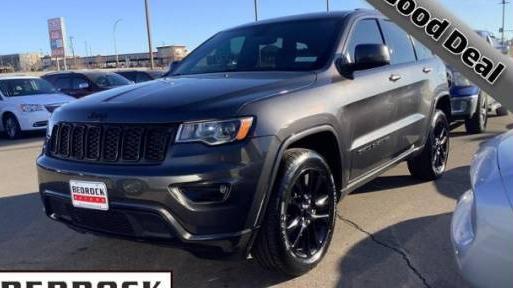 JEEP GRAND CHEROKEE 2018 1C4RJFAG9JC500614 image